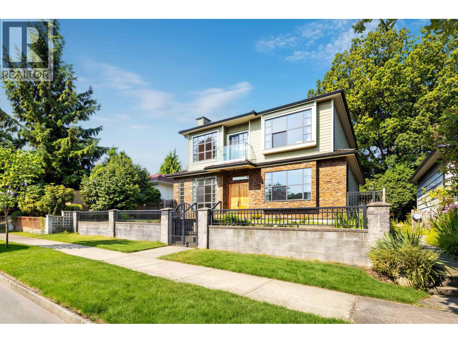1225 Hazelton Street, Vancouver, British Columbia  V5K 4H8 - Photo 2 - R3149041