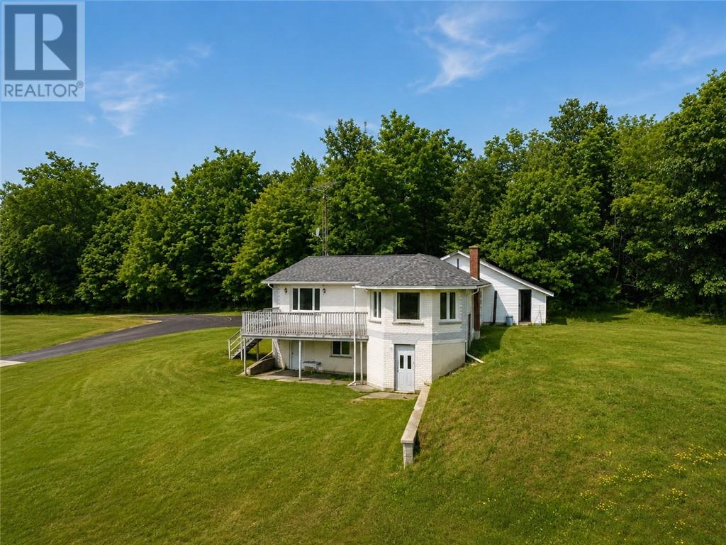 6294 King Street, Mindemoya, Ontario  P0P 1S0 - Photo 2 - 2129337