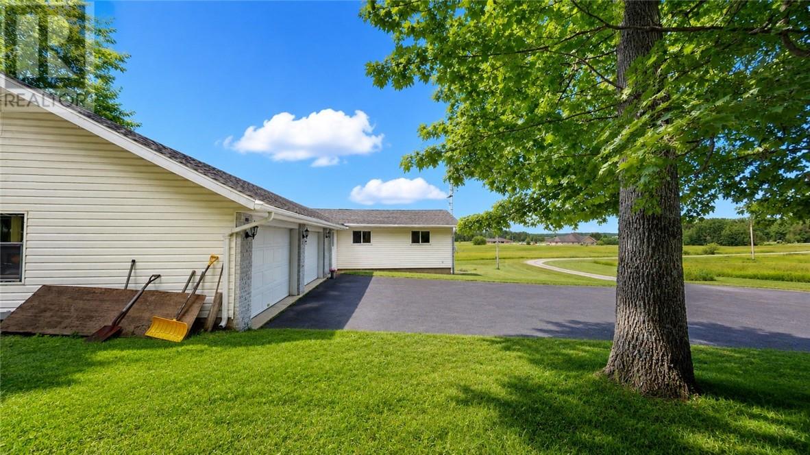 6294 King Street, Mindemoya, Ontario  P0P 1S0 - Photo 44 - 2129337