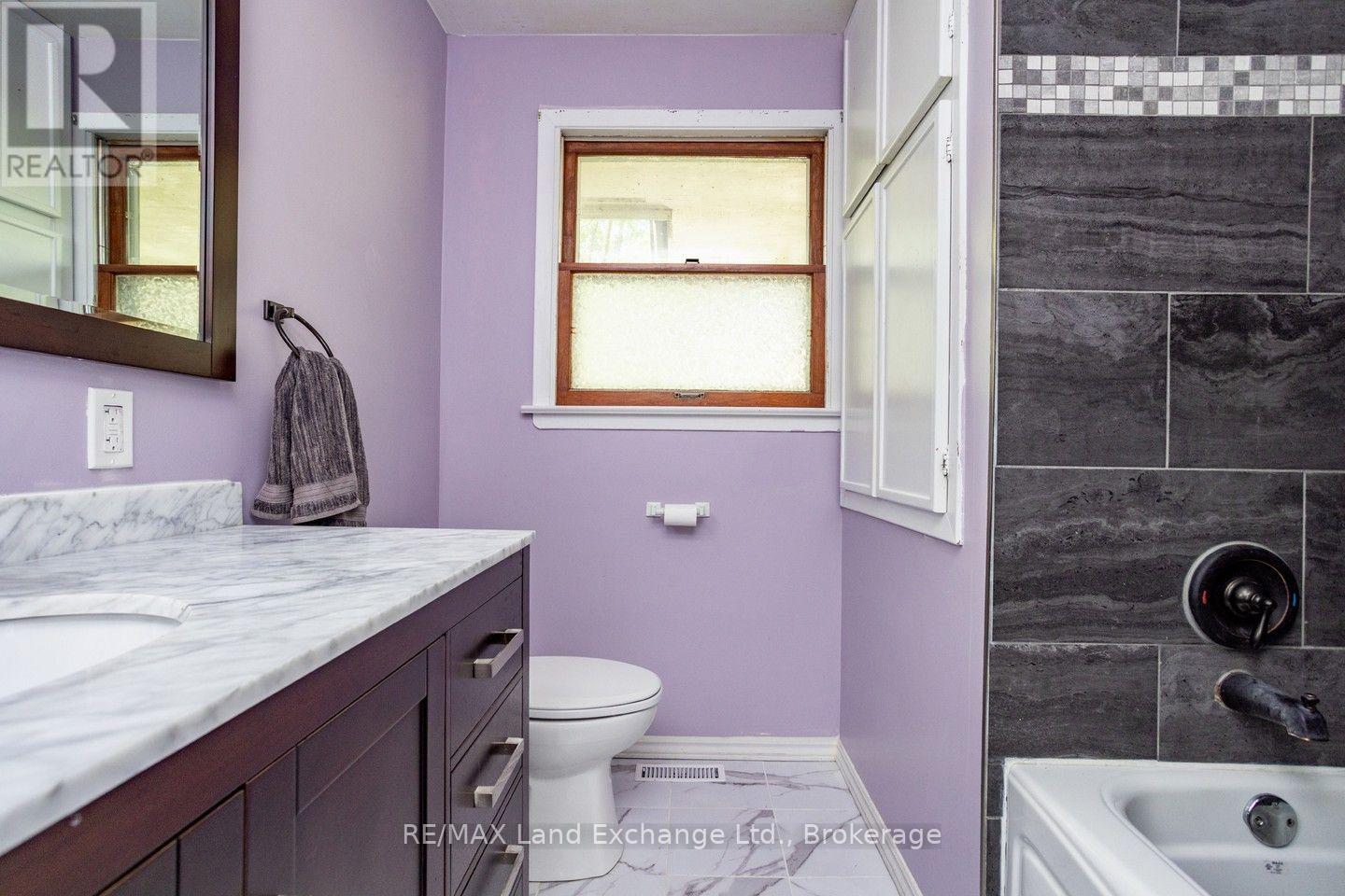 257 Kingsway Street, Kincardine, Ontario  N2Z 1G2 - Photo 11 - X13596240