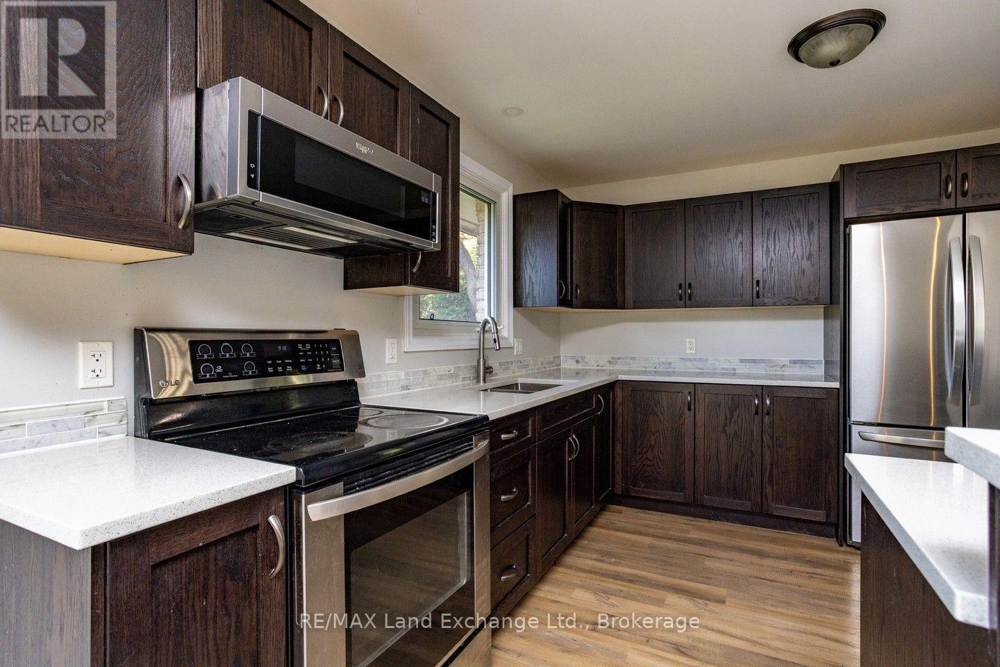 257 Kingsway Street, Kincardine, Ontario  N2Z 1G2 - Photo 23 - X13596240