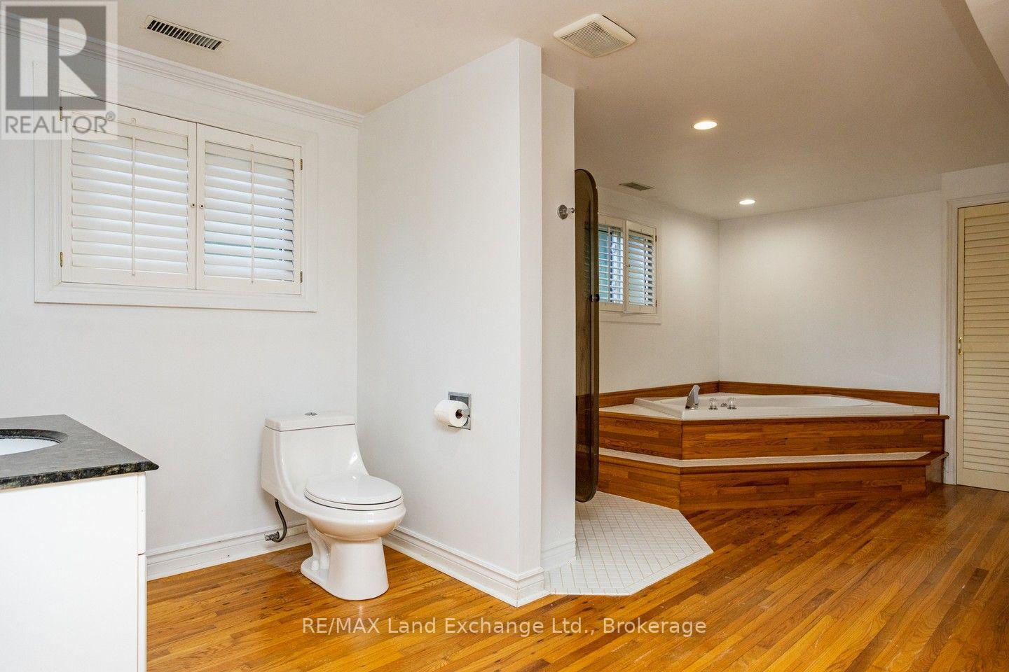 257 Kingsway Street, Kincardine, Ontario  N2Z 1G2 - Photo 30 - X13596240