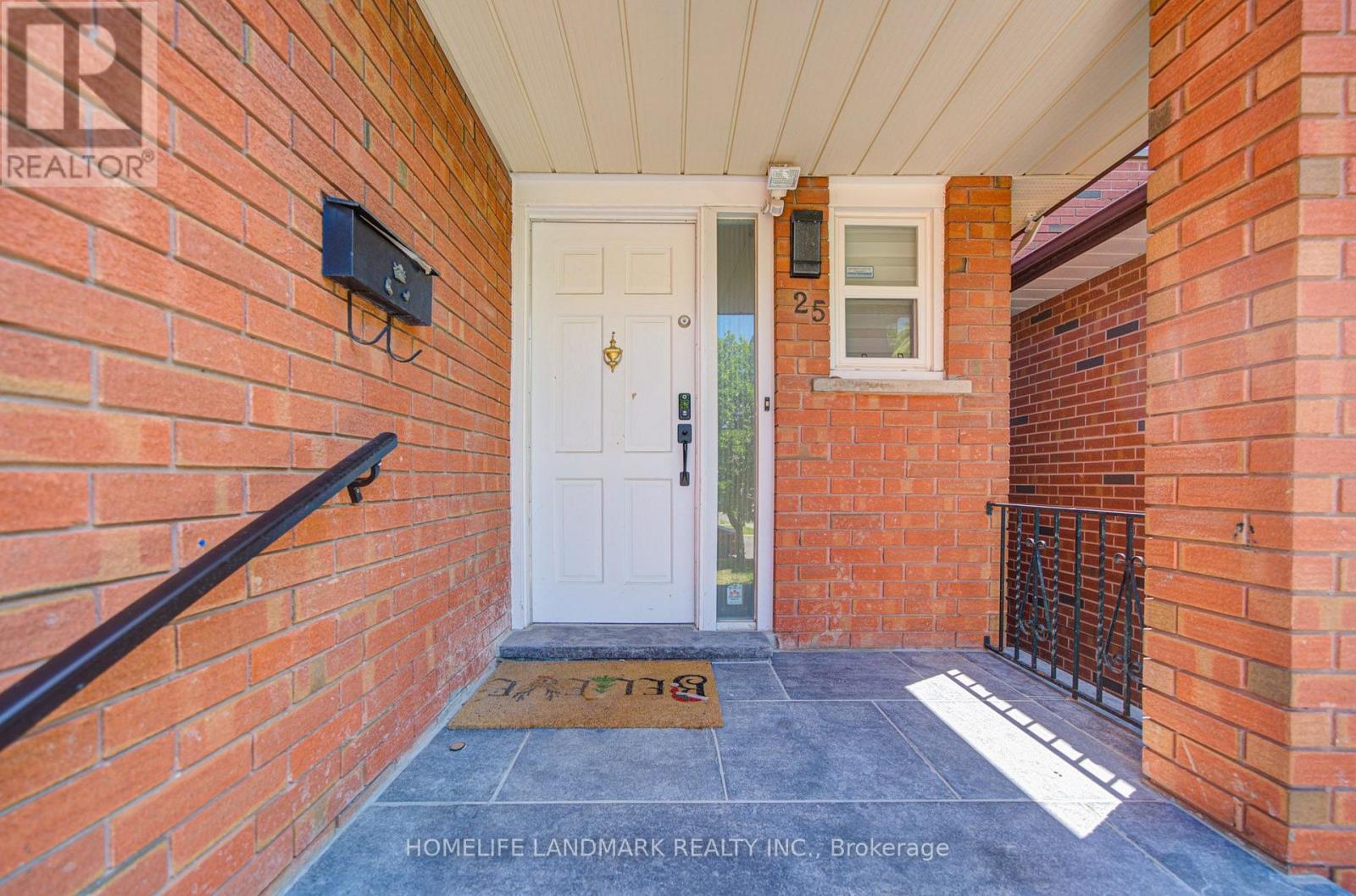 25 Lansbury Drive, Toronto, Ontario  M1V 3J2 - Photo 4 - E13552288