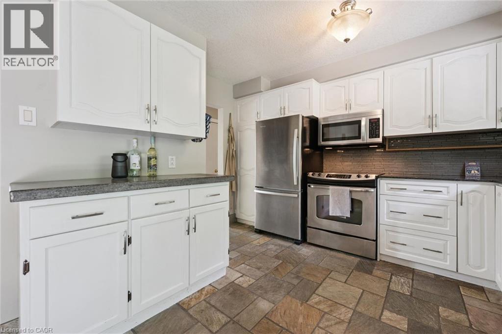 149 Schweitzer Street, Kitchener, Ontario  N2K 1C2 - Photo 15 - 40846948
