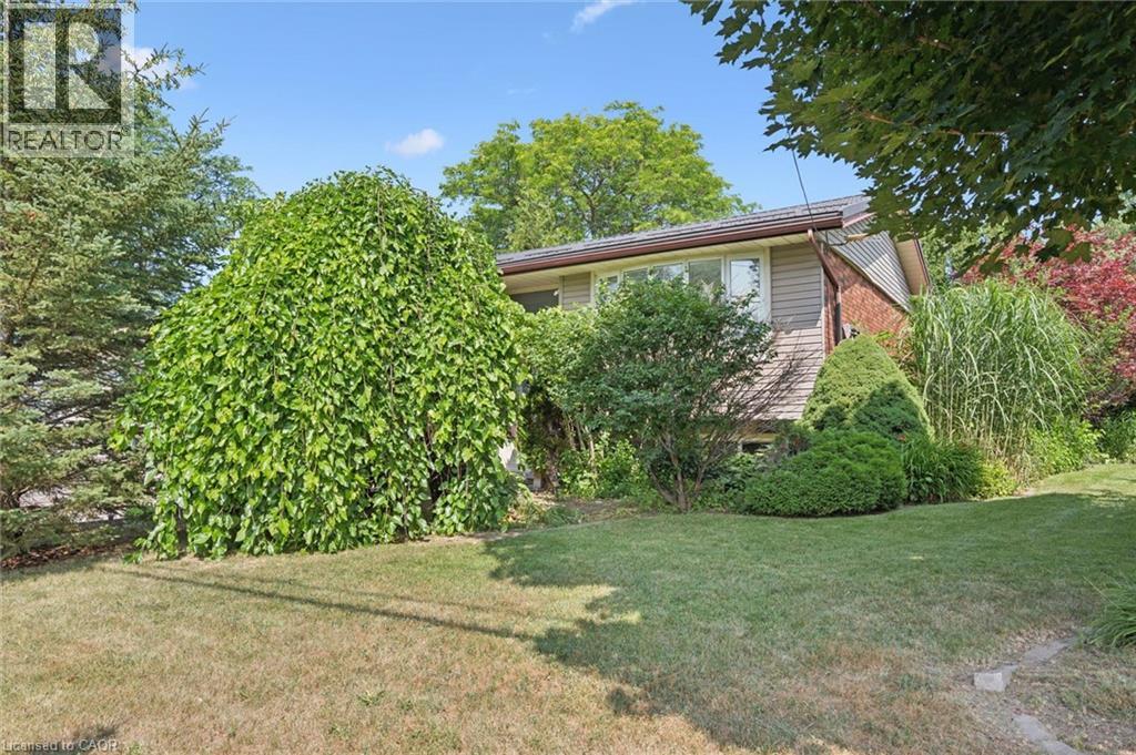 149 Schweitzer Street, Kitchener, Ontario  N2K 1C2 - Photo 3 - 40846948