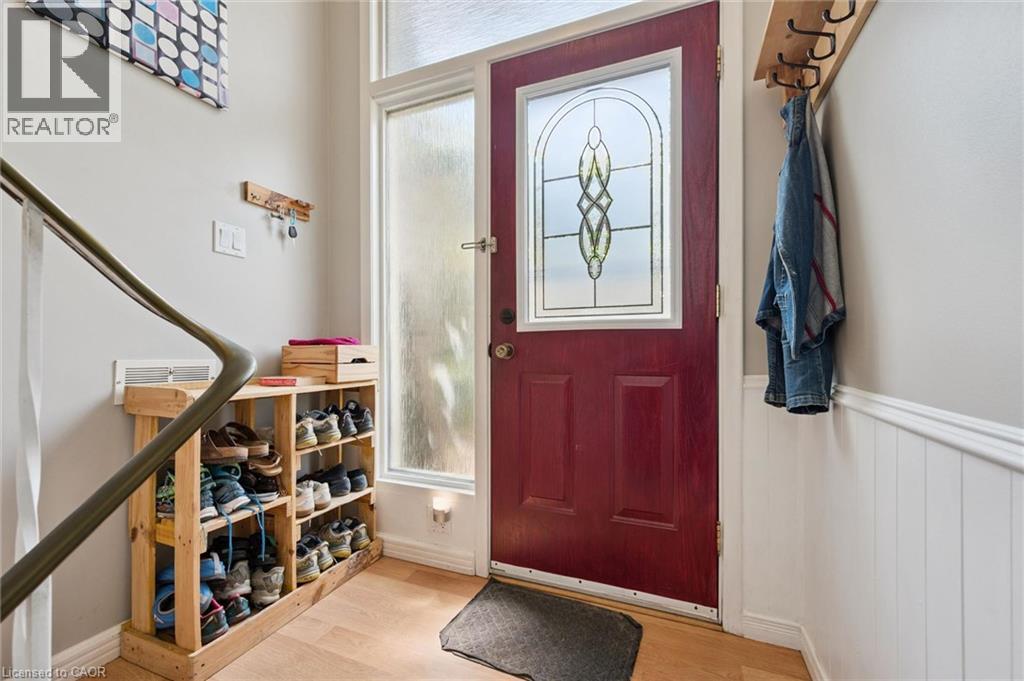 149 Schweitzer Street, Kitchener, Ontario  N2K 1C2 - Photo 6 - 40846948