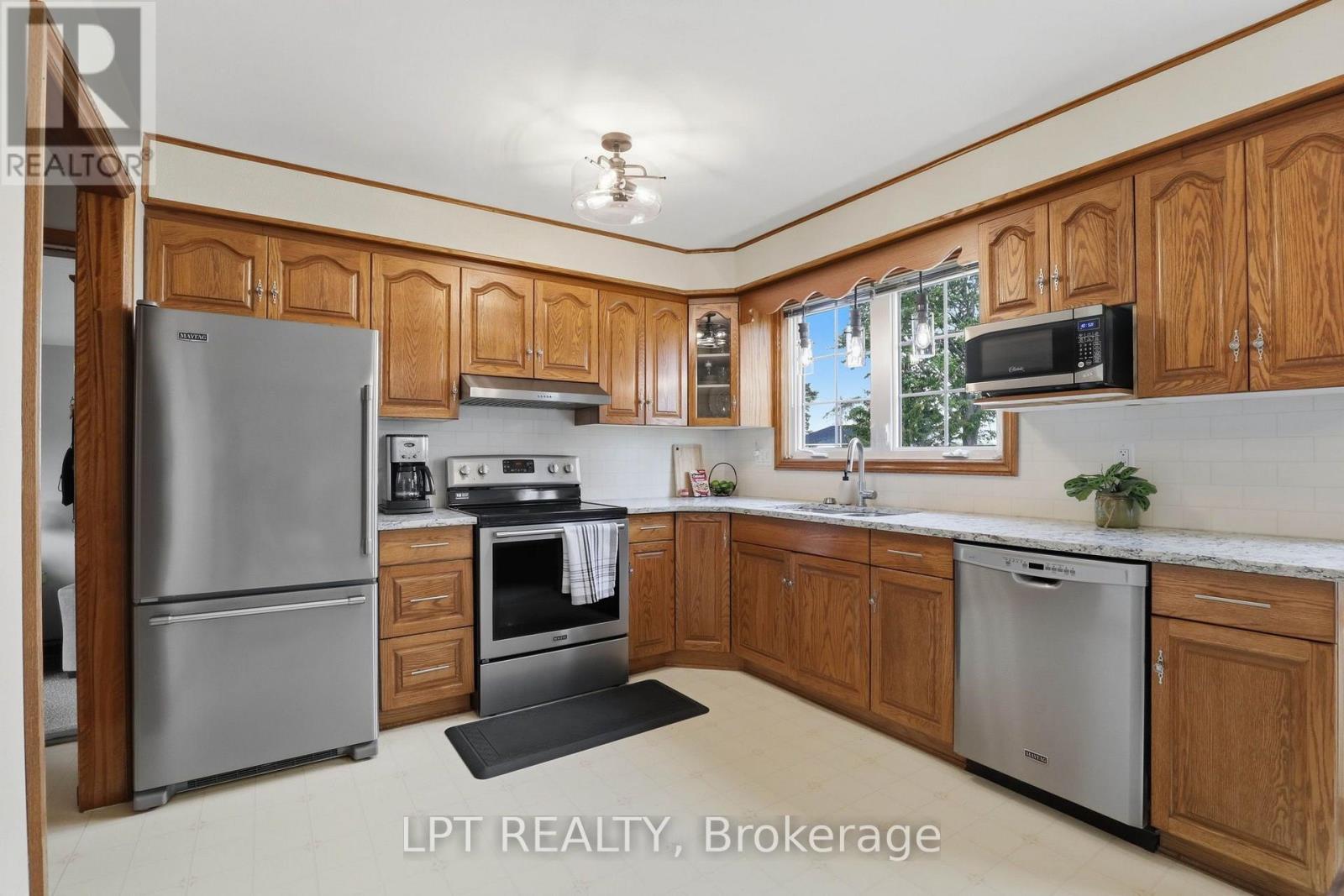 22095 Mc Dougall Line, West Elgin, Ontario  N0L 2C0 - Photo 10 - X13596262