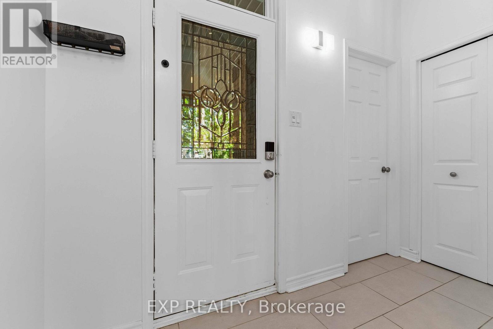 14 Colindale Avenue, Ottawa, Ontario  K2J 4V6 - Photo 5 - X13596230