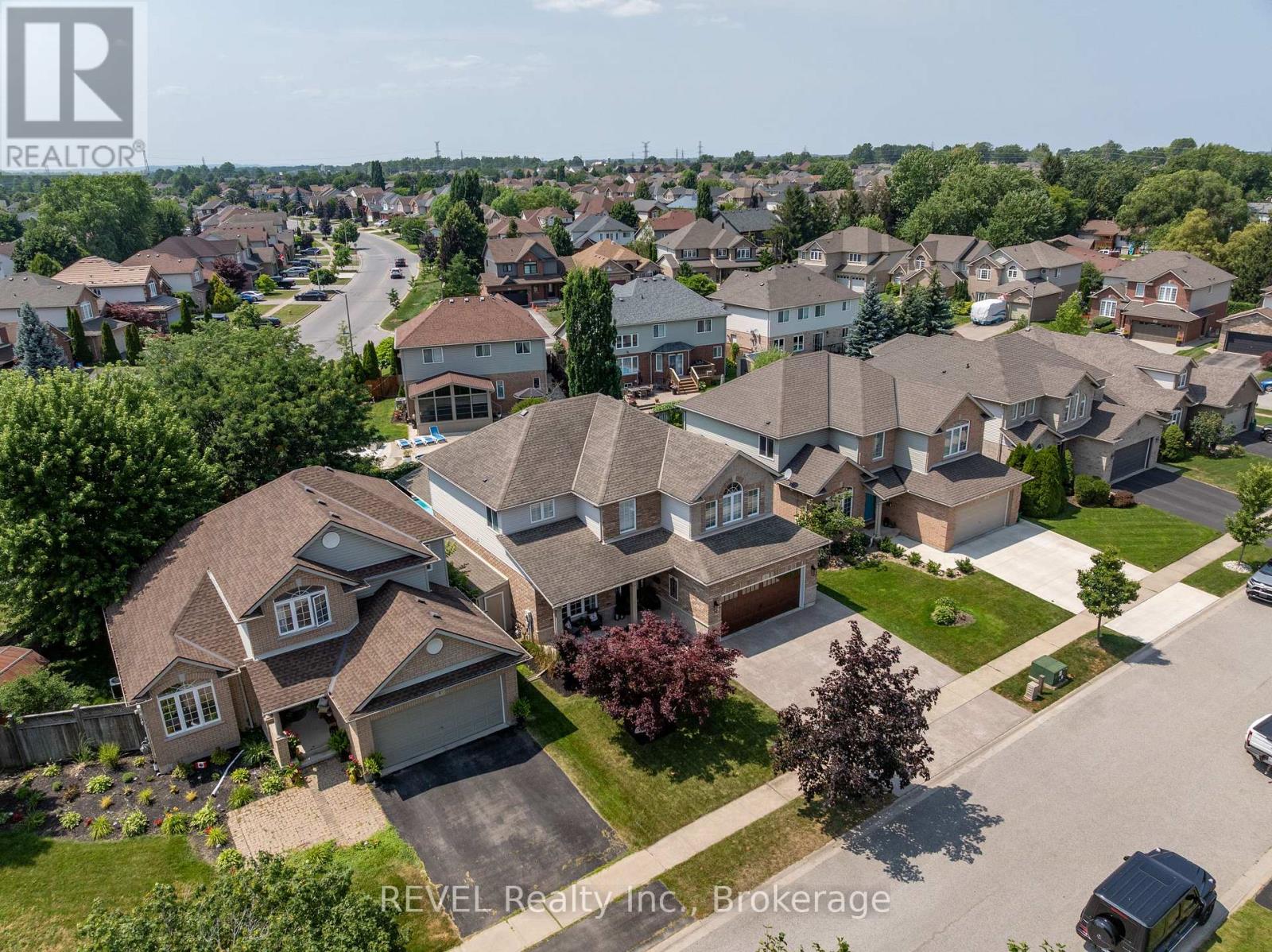 3 Fosh Court, St. Catharines, Ontario  L2S 4A9 - Photo 4 - X13596270