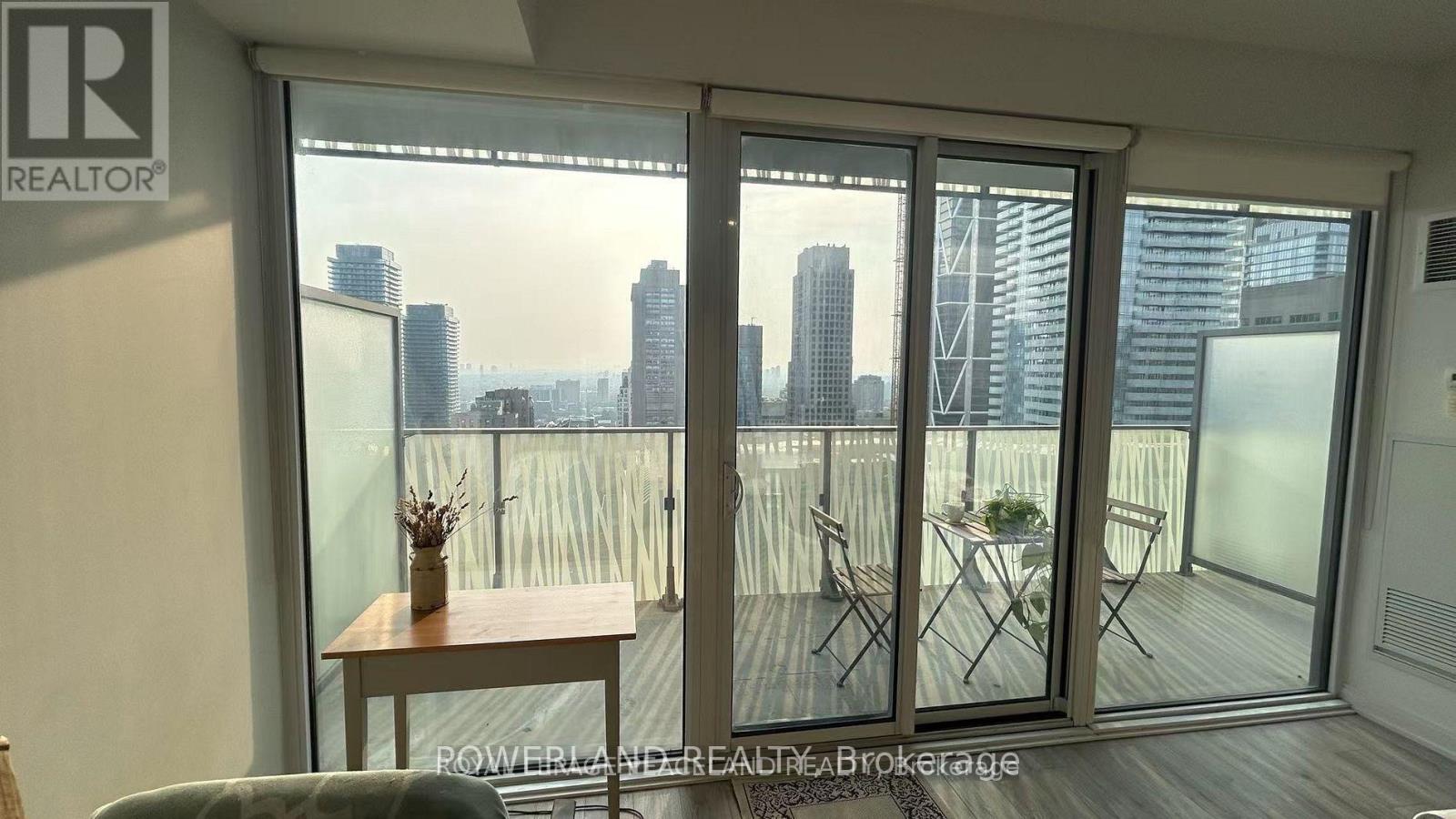 3605 - 42 Charles Street E, Toronto, Ontario  M4Y 1N3 - Photo 2 - C13596170