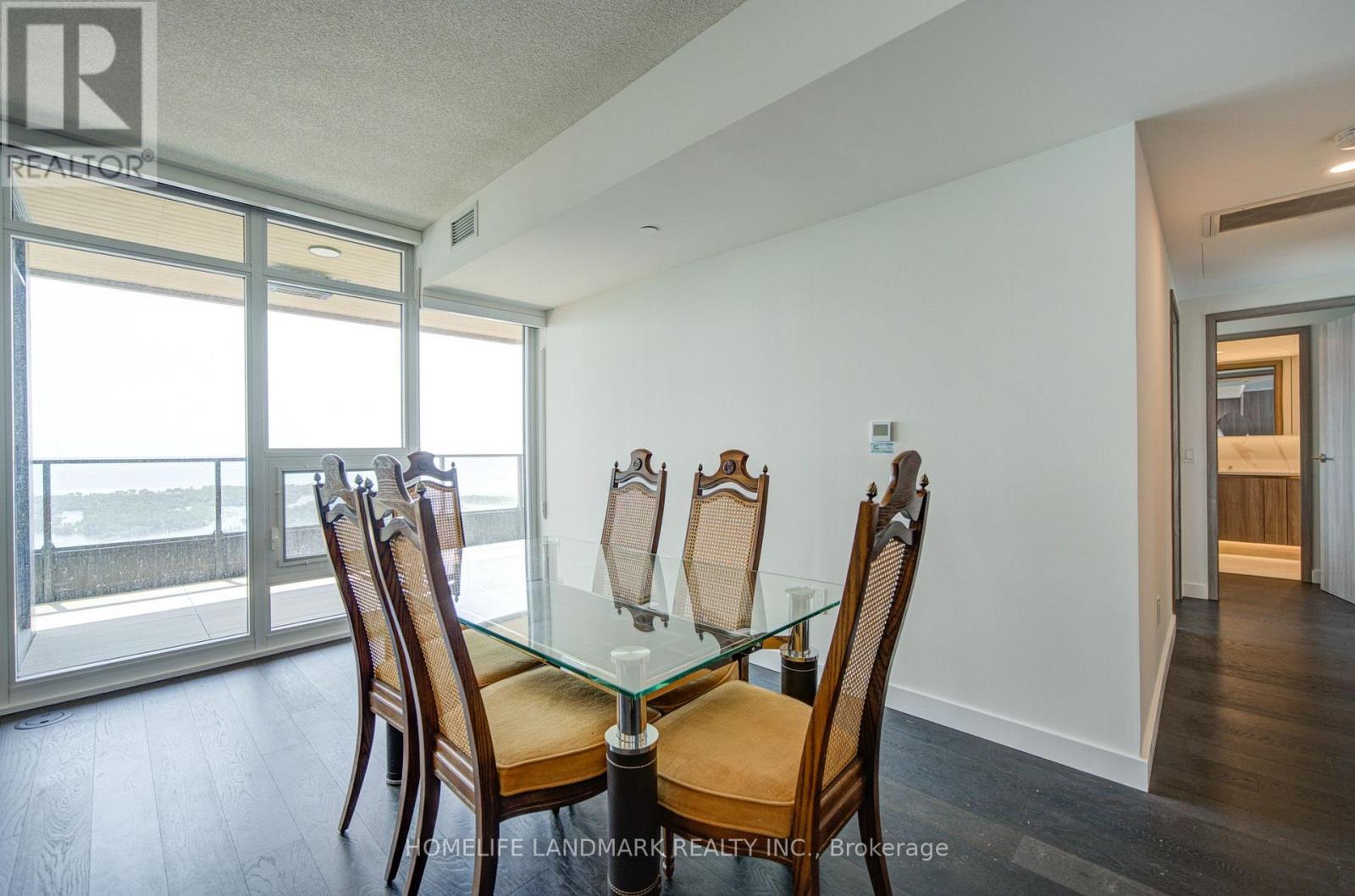 6205 - 1 Concord Cityplace Way, Toronto, Ontario  M5V 0X3 - Photo 17 - C13596224