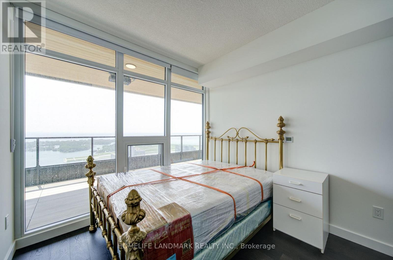 6205 - 1 Concord Cityplace Way, Toronto, Ontario  M5V 0X3 - Photo 22 - C13596224