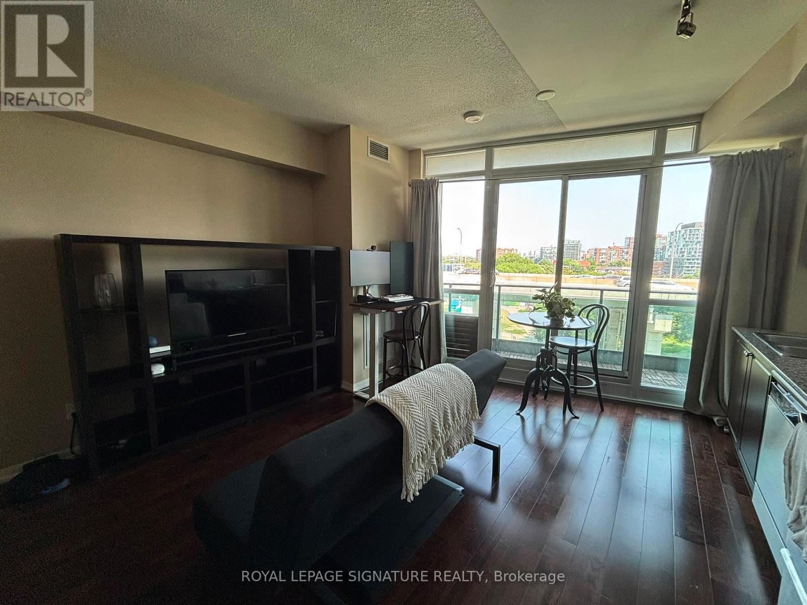 868 - 209 Fort York Boulevard, Toronto, Ontario  M5V 4A1 - Photo 5 - C13596266
