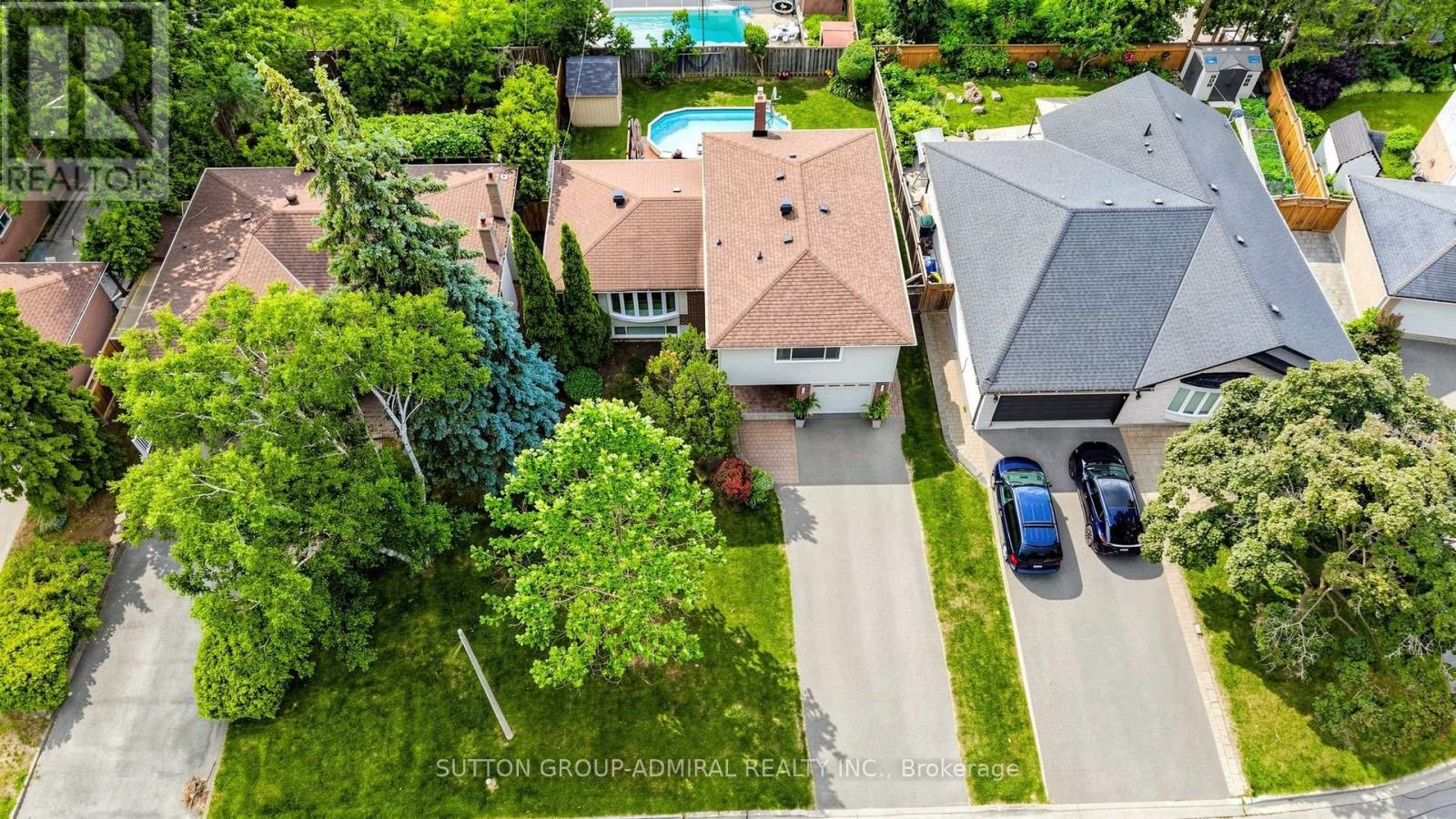 21 Donalbain Crescent, Markham, Ontario  L3T 3S3 - Photo 3 - N13596174