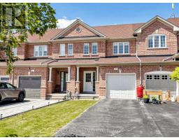 6 BARR CRESCENT, Aurora, Ontario