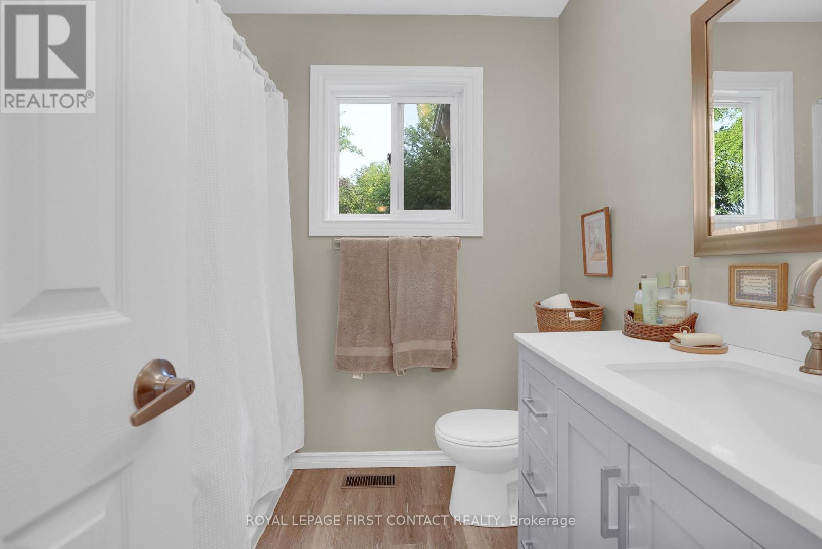 214 Point Street, Clearview, Ontario  L0M 1S0 - Photo 20 - S13596254