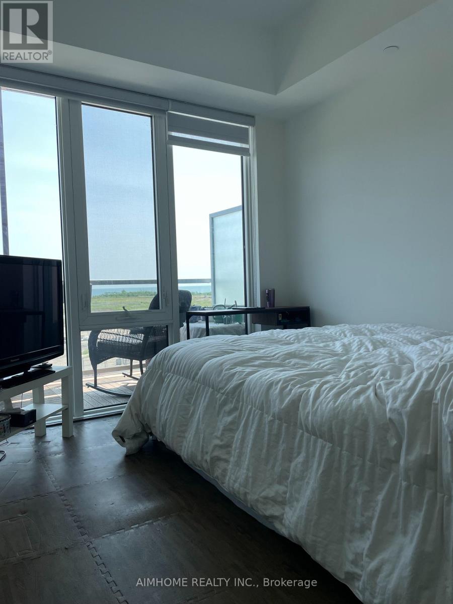 306 - 220 Missinnihe Way, Mississauga, Ontario  L5H 0A9 - Photo 5 - W13596202