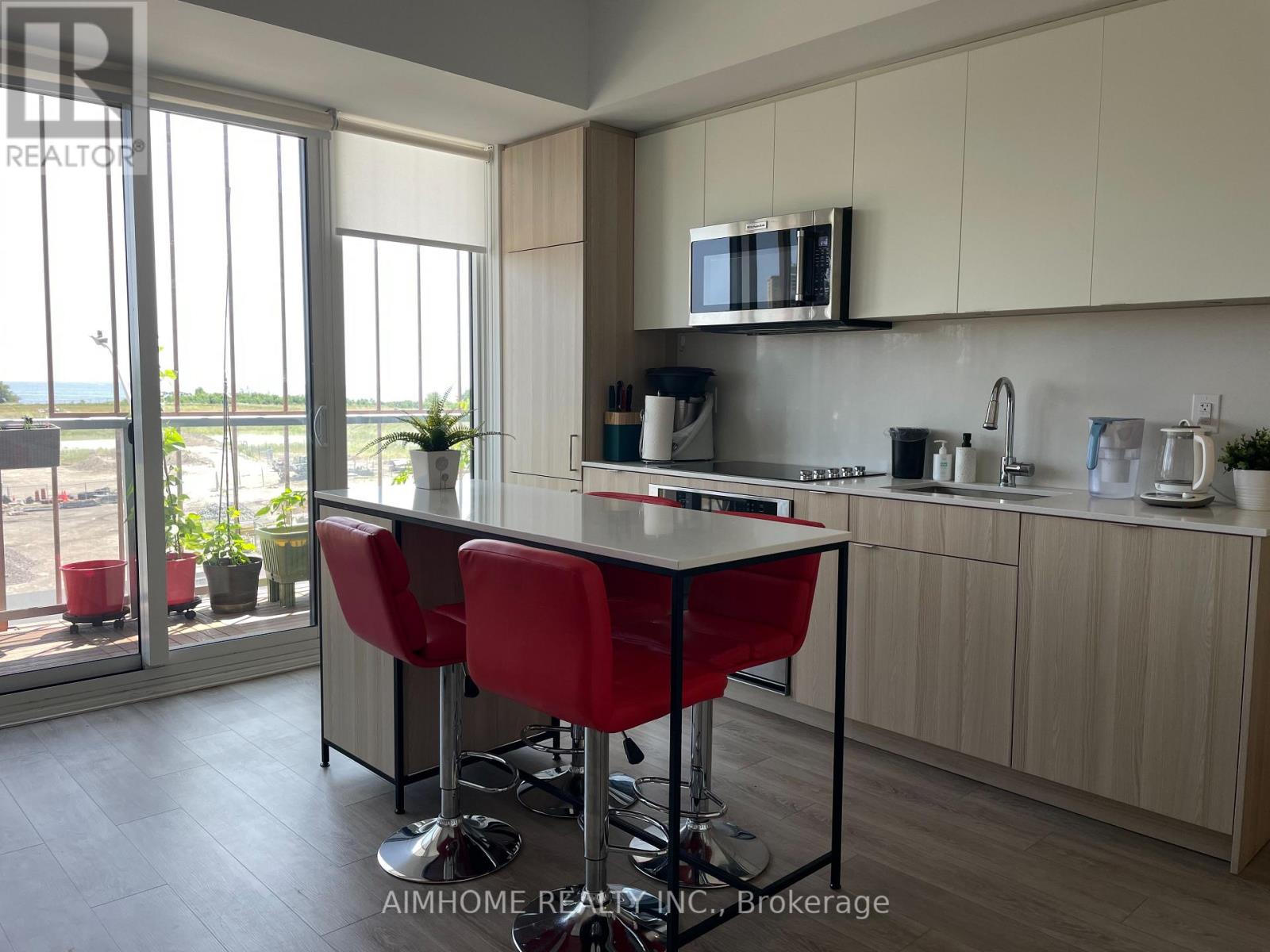 306 - 220 Missinnihe Way, Mississauga, Ontario  L5H 0A9 - Photo 8 - W13596202