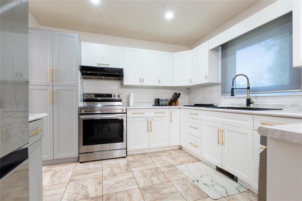 95 De La Seigneurie Boulevard, Winnipeg, Manitoba  R3X 1S2 - Photo 7 - 202617120