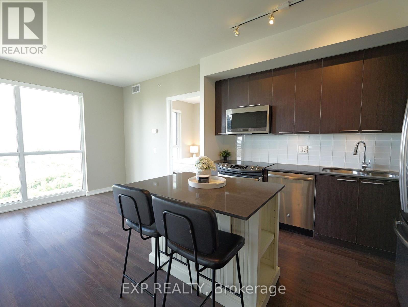 2204 - 10 Park Lawn Road, Toronto, Ontario  M8V 0H9 - Photo 7 - W13596030