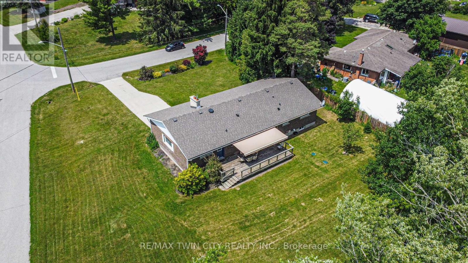 11 Beechim Drive, Wilmot, Ontario  N0B 2E0 - Photo 7 - X13589222
