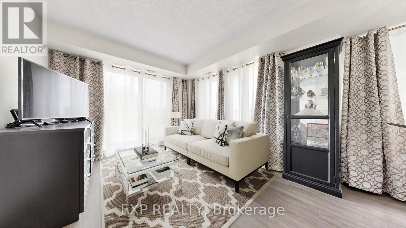 302 - 801 Sheppard Avenue W, Toronto, Ontario M3H 2T3 - Photo 8 - C13596338