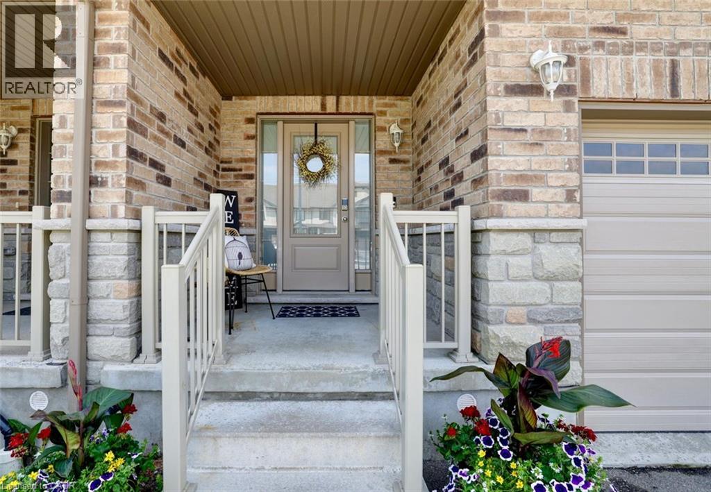 155 William Street, Elmira, Ontario  N2B 0C2 - Photo 2 - 40850264