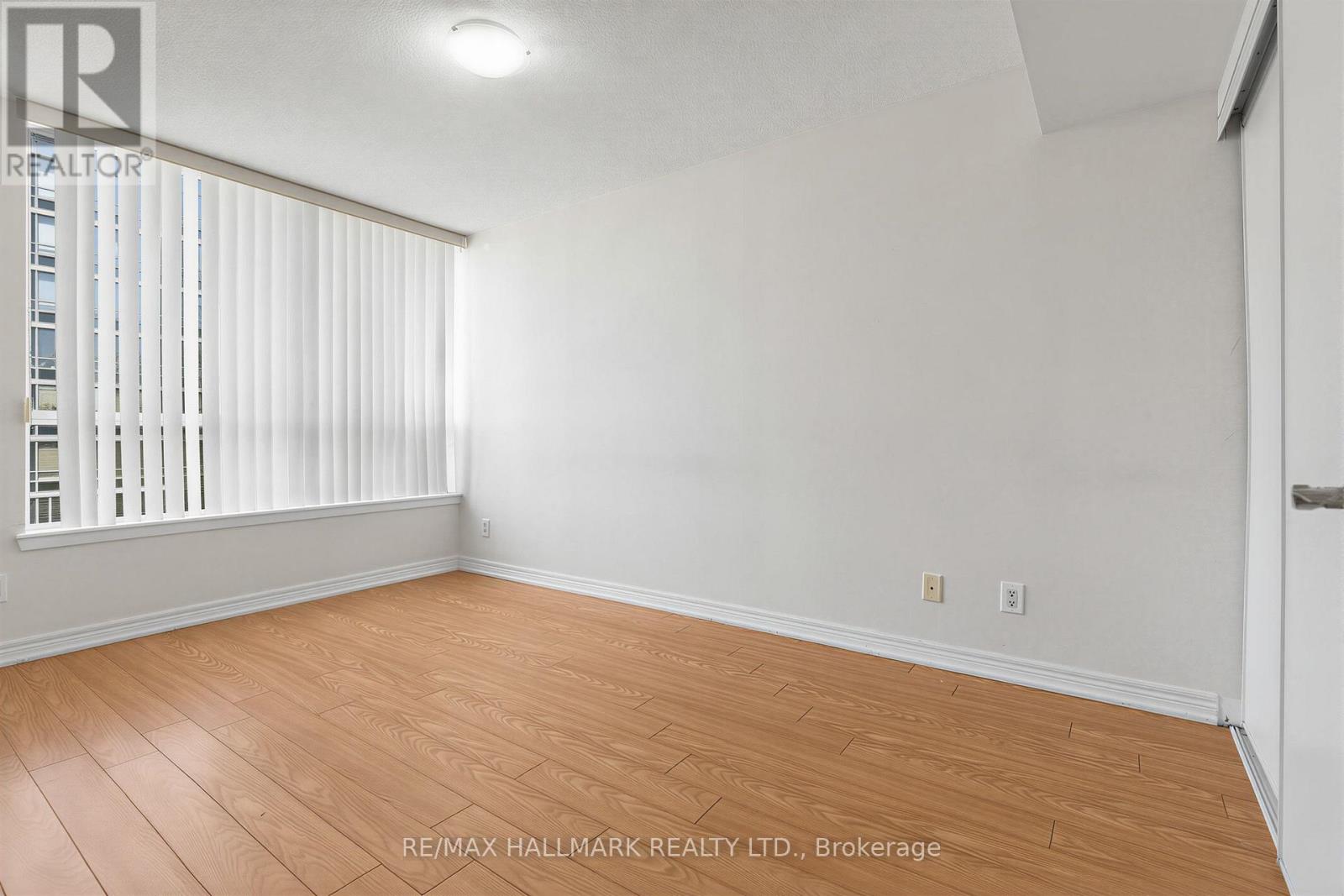 1206 - 50 Disera Drive, Vaughan, Ontario L4J 9E9 - Photo 13 - N13596352