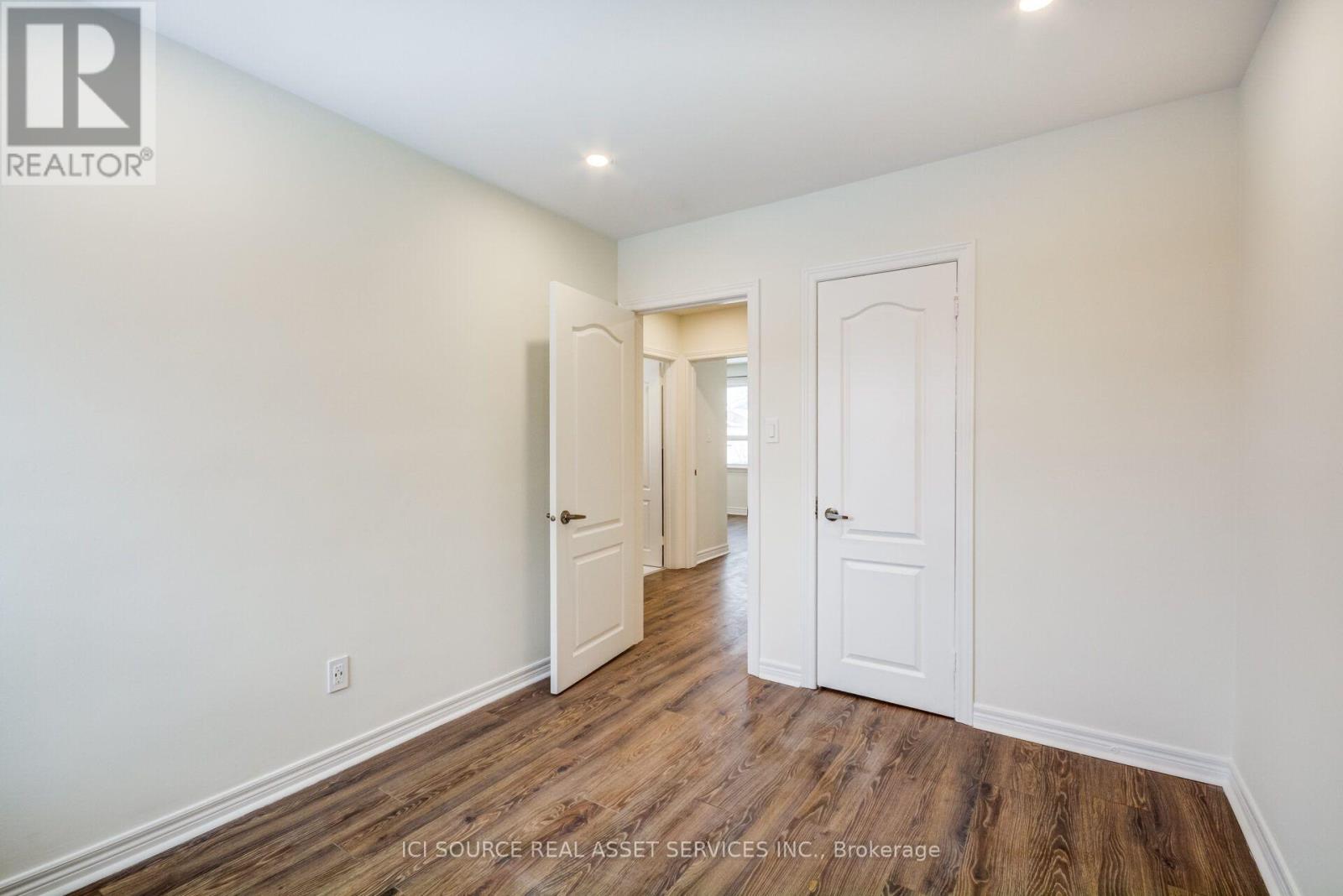 3 - 58 Burlingame Road, Toronto, Ontario  M8W 1Y8 - Photo 15 - W13596336