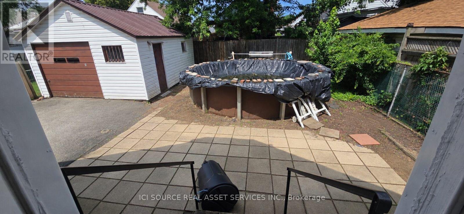 274 East 38th Street, Hamilton, Ontario  L8V 4G3 - Photo 25 - X13596382