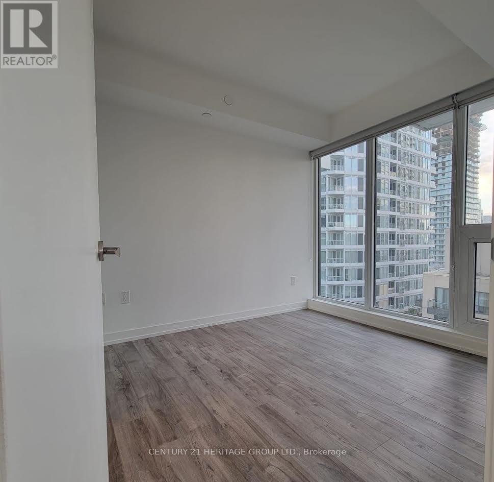 1810 - 77 Shuter Street, Toronto, Ontario  M5B 0B8 - Photo 5 - C13593998