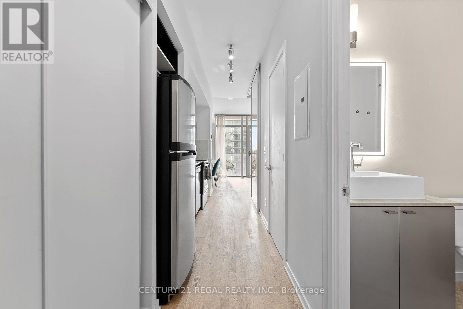 1307 - 103 The Queensway Avenue, Toronto, Ontario  M6S 5B3 - Photo 10 - W13596386