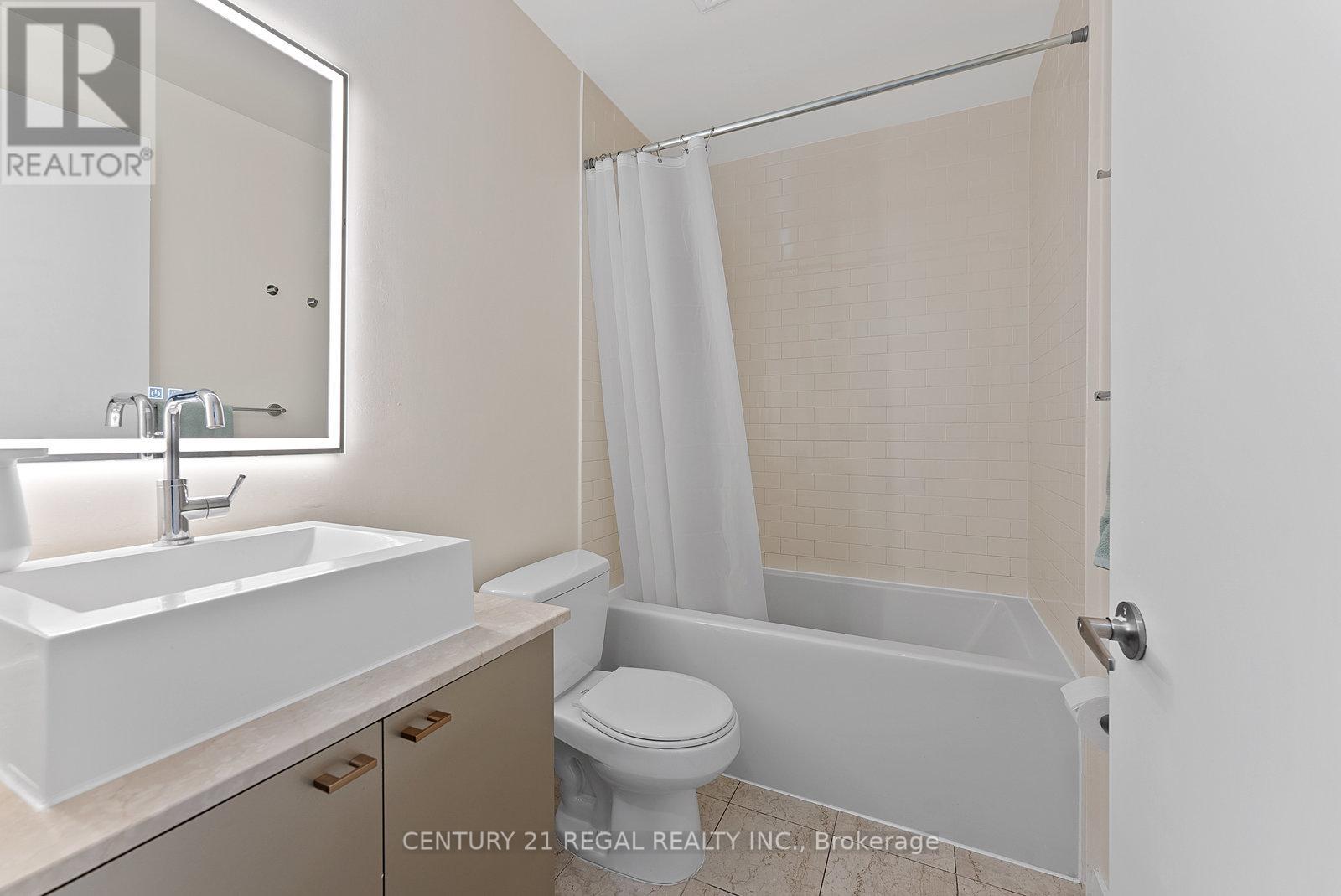 1307 - 103 The Queensway Avenue, Toronto, Ontario  M6S 5B3 - Photo 12 - W13596386