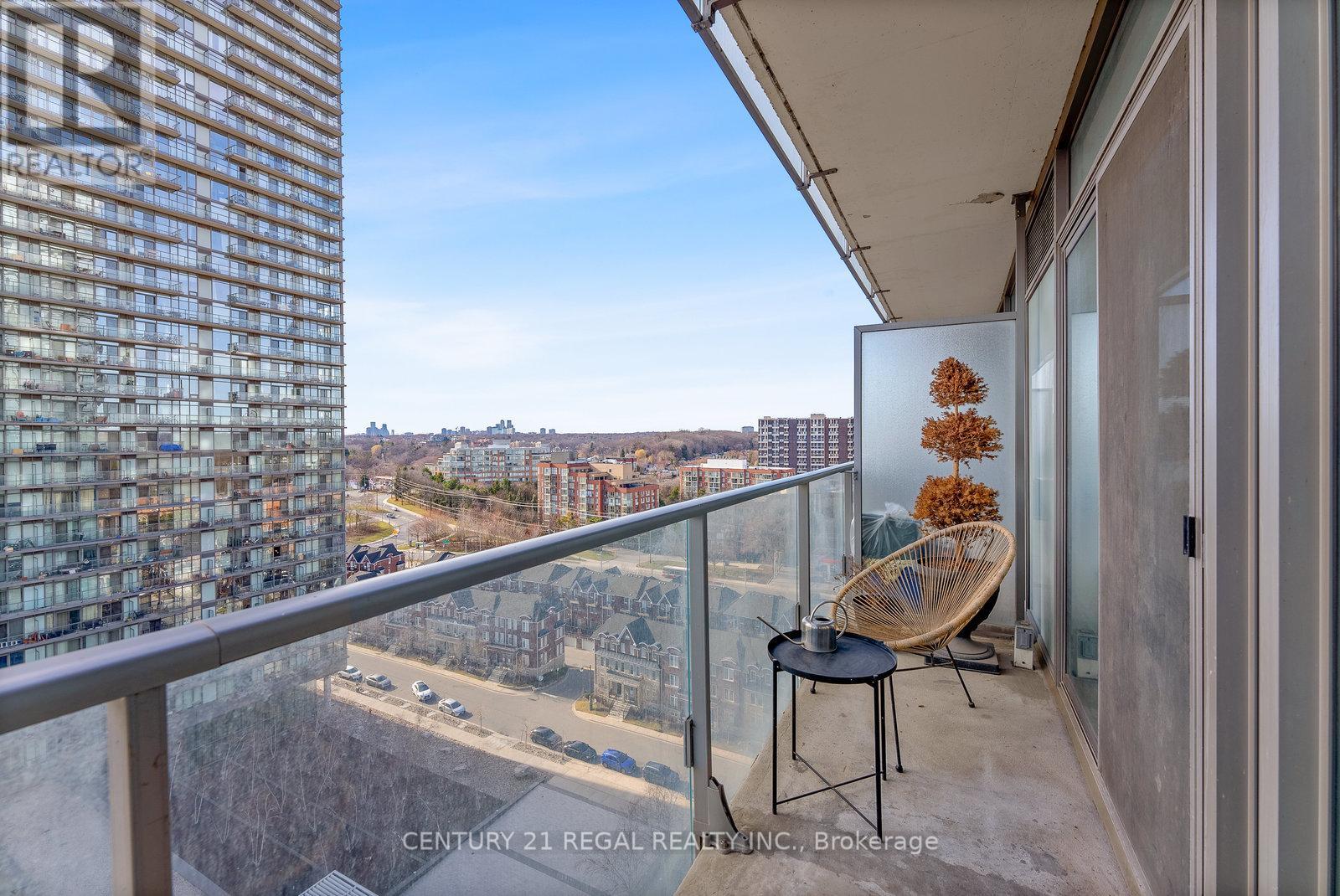 1307 - 103 The Queensway Avenue, Toronto, Ontario  M6S 5B3 - Photo 28 - W13596386