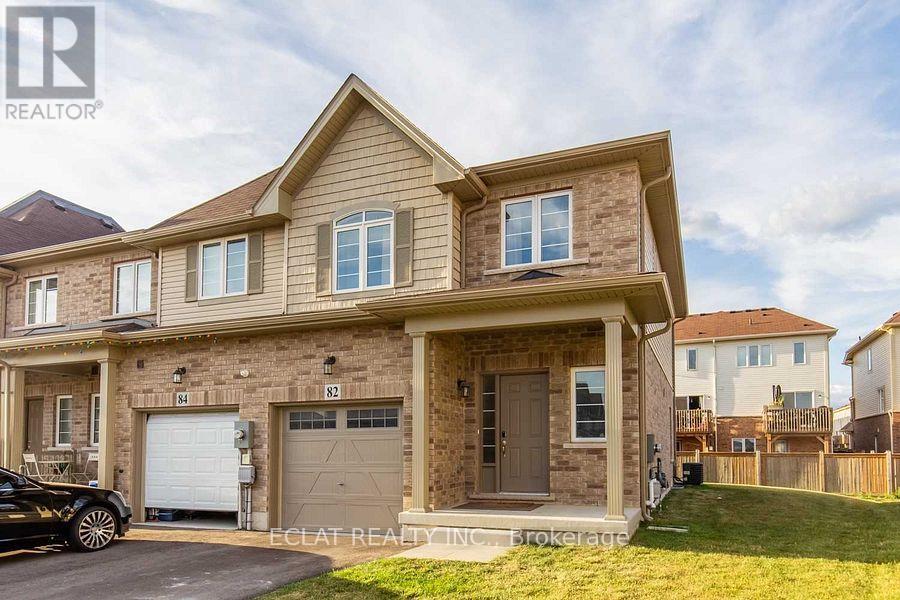 82 BRADBURY ROAD, Hamilton, Ontario