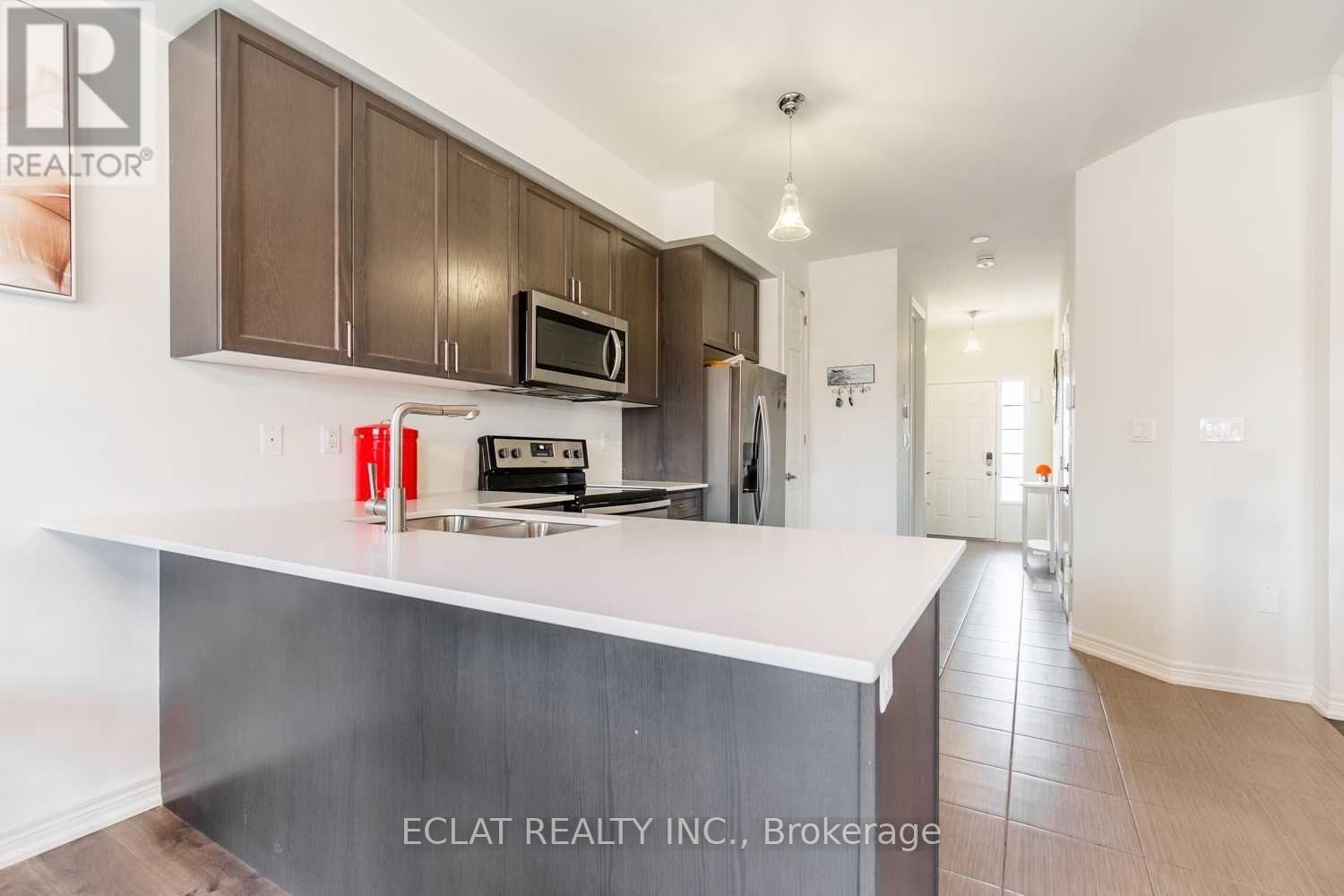 82 Bradbury Road, Hamilton, Ontario  L8J 0E4 - Photo 7 - X13596428