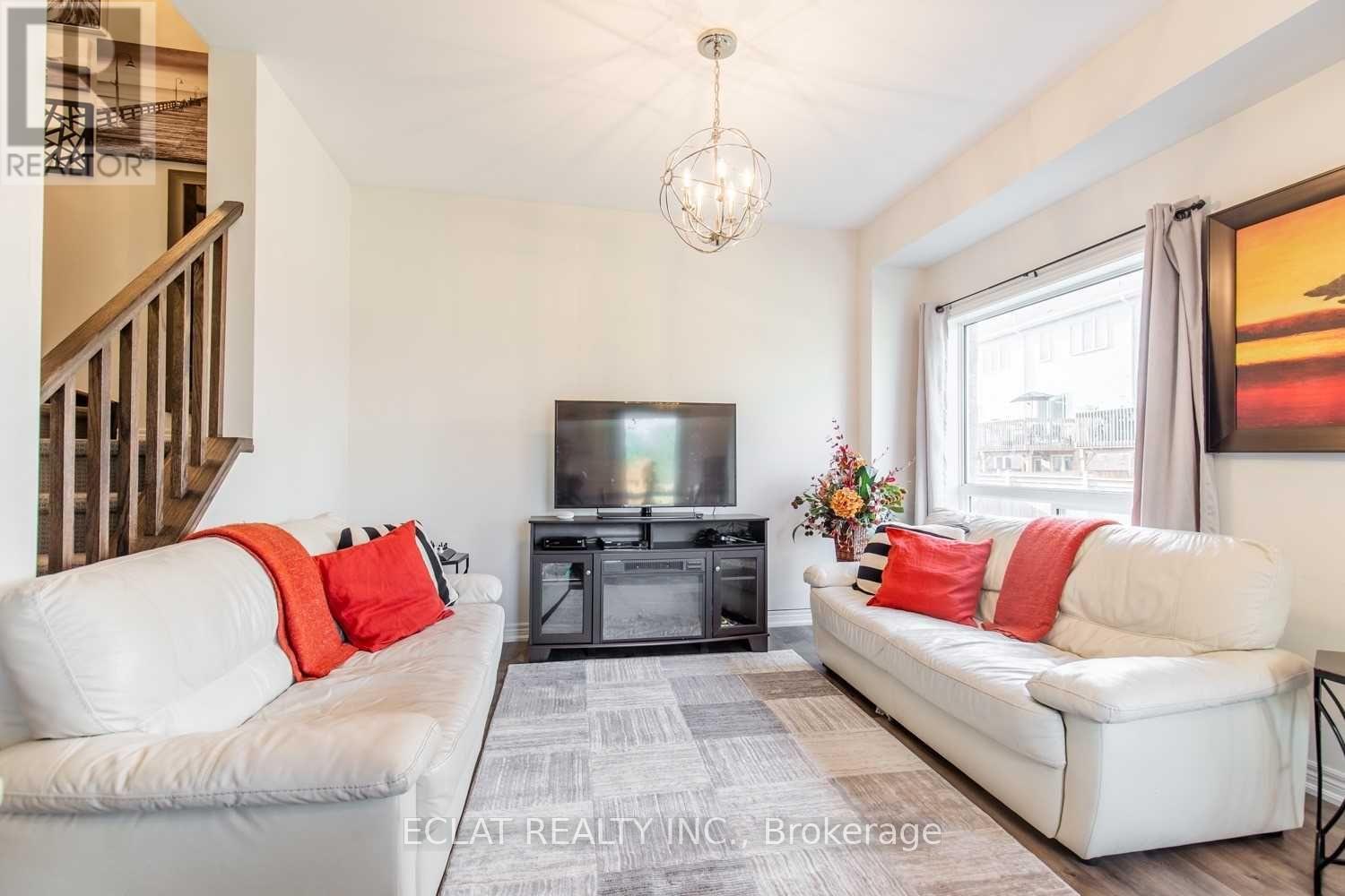 82 Bradbury Road, Hamilton, Ontario  L8J 0E4 - Photo 8 - X13596428