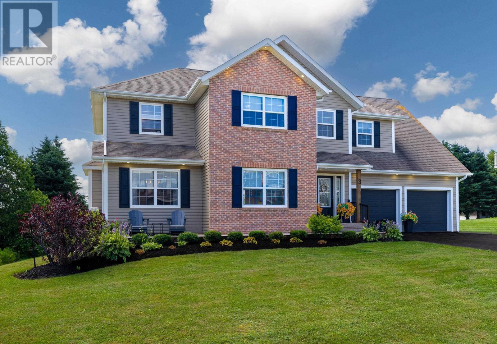 3 Paget Crescent, stratford, Prince Edward Island