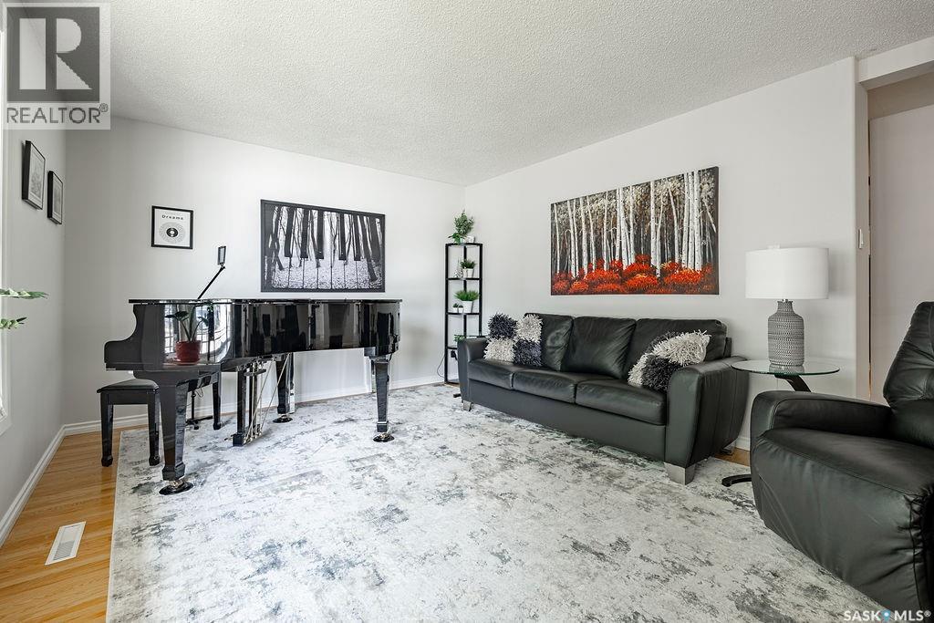 1606 Argyle Avenue, Saskatoon, Saskatchewan  S7H 2W7 - Photo 6 - SK043444