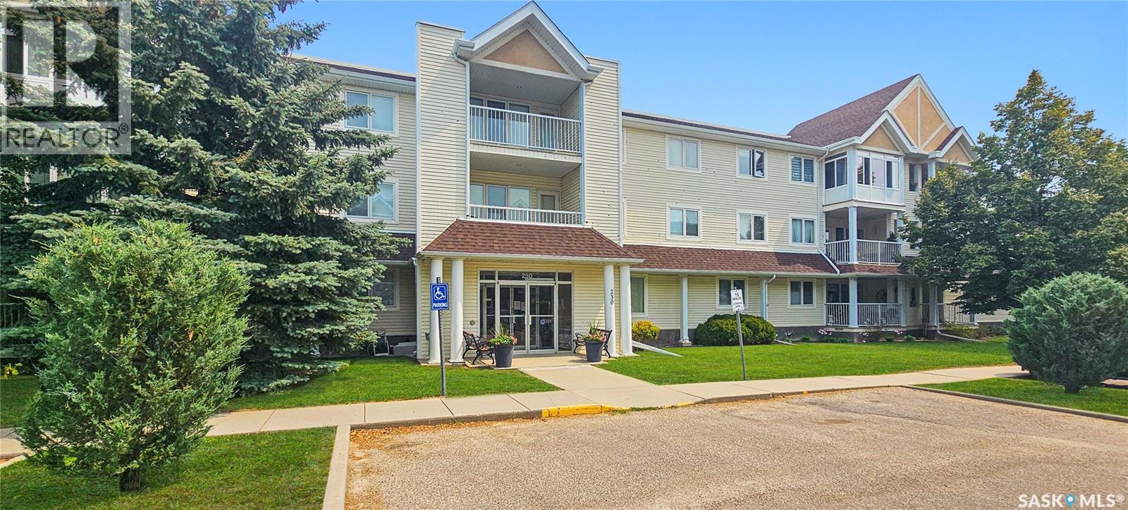 101 230 Lister Kaye CRESCENT, Swift Current, Saskatchewan