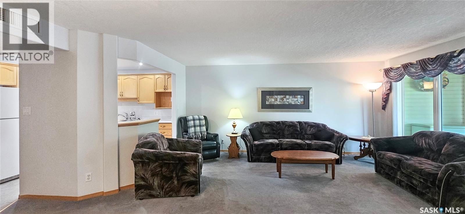 101 230 Lister Kaye Crescent, Swift Current, Saskatchewan  S9H 0A2 - Photo 6 - SK043227