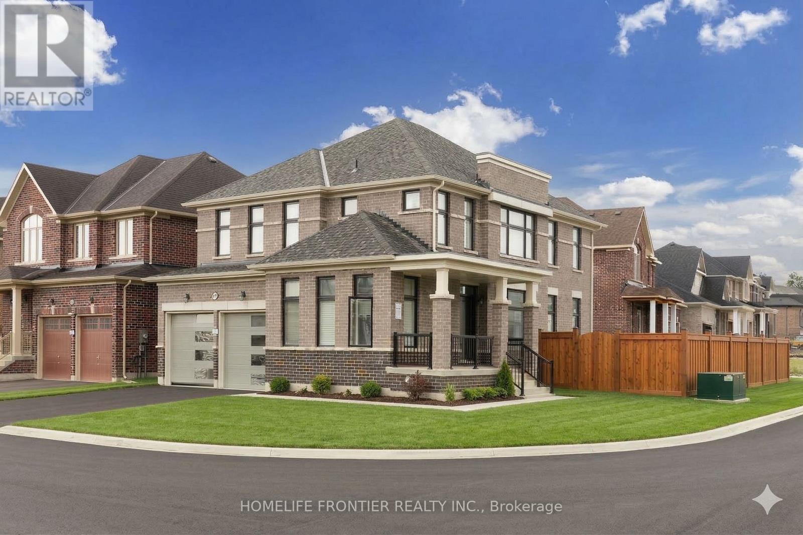49 Ainslie Hill Crescent, Georgina, Ontario  L0E 1R0 - Photo 2 - N13594504