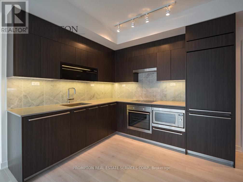 2507 - 70 Queens Wharf Road, Toronto, Ontario M5V 0J2 - Photo 2 - C13596504