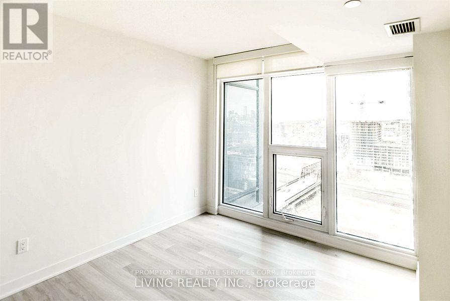 2507 - 70 Queens Wharf Road, Toronto, Ontario M5V 0J2 - Photo 4 - C13596504