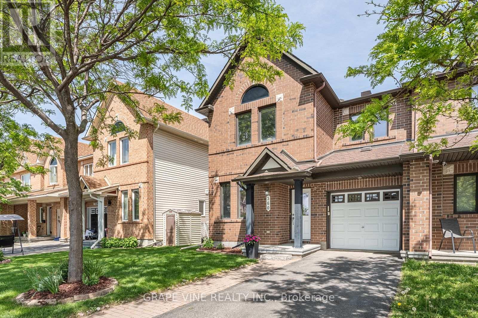 360 Balinroan Crescent, Ottawa, Ontario  K2J 3T9 - Photo 2 - X13596474