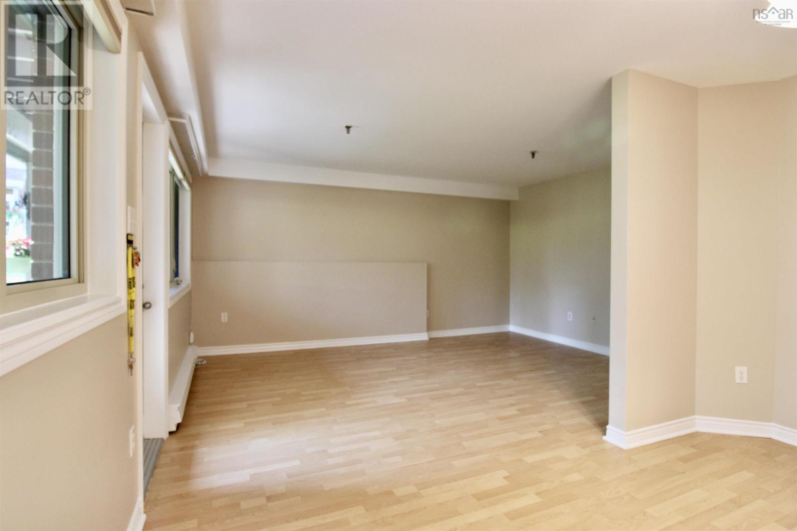 102 63 Farnham Gate Road, Halifax, Nova Scotia  B3M 4A7 - Photo 8 - 202618401