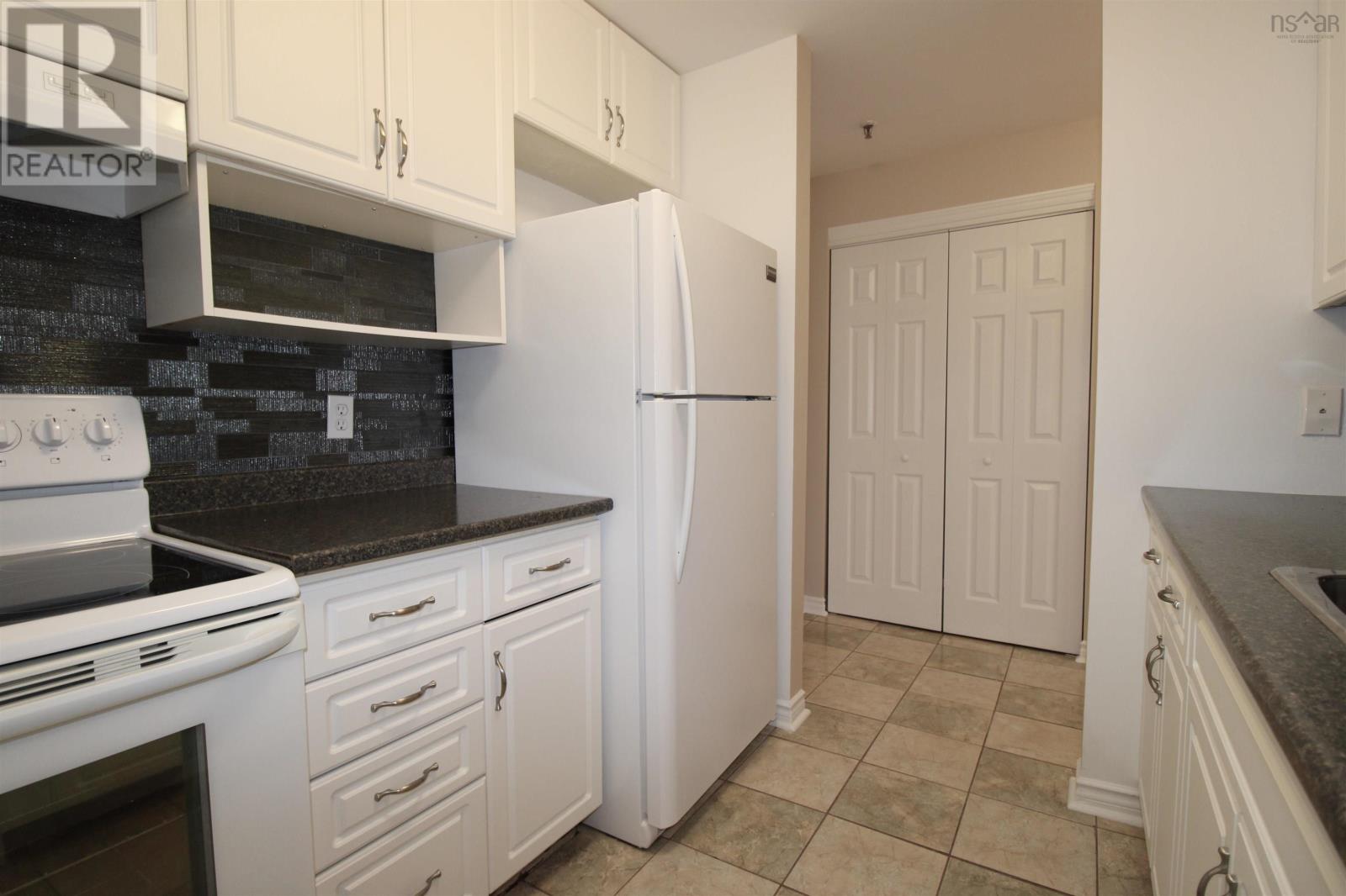 102 63 Farnham Gate Road, Halifax, Nova Scotia  B3M 4A7 - Photo 15 - 202618401