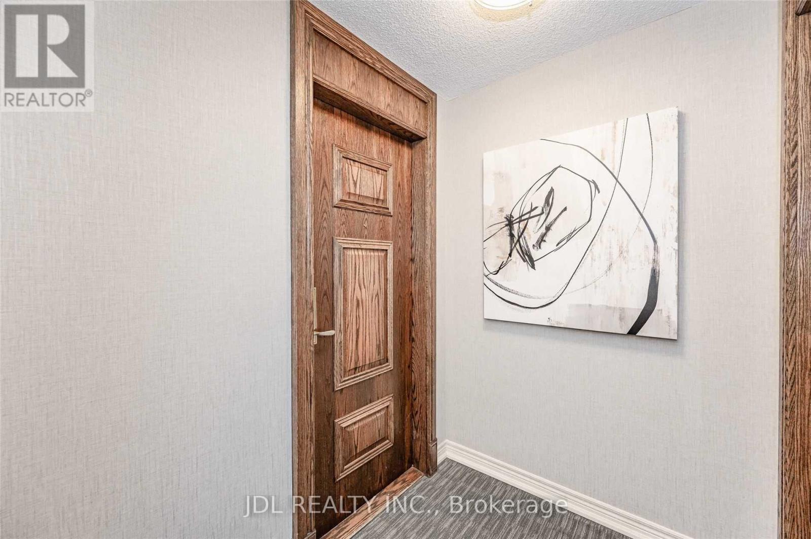 1703 - 4850 Glen Erin Drive, Mississauga, Ontario  L5M 7S1 - Photo 14 - W13596488