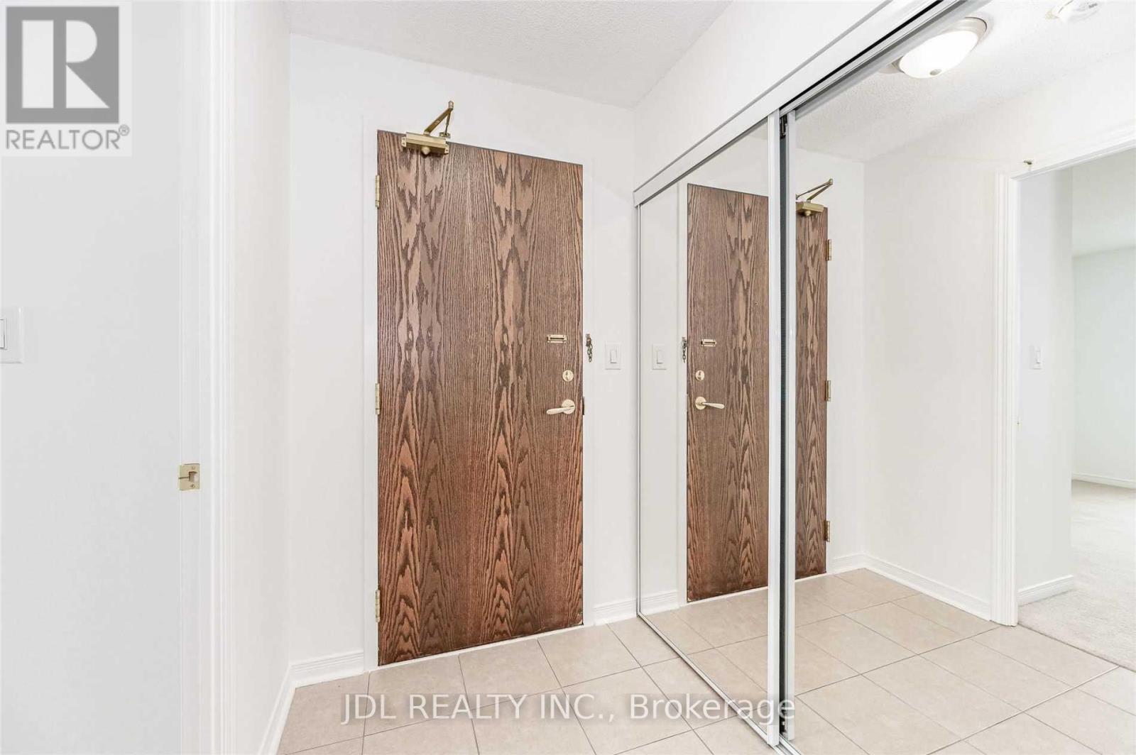 1703 - 4850 Glen Erin Drive, Mississauga, Ontario  L5M 7S1 - Photo 19 - W13596488