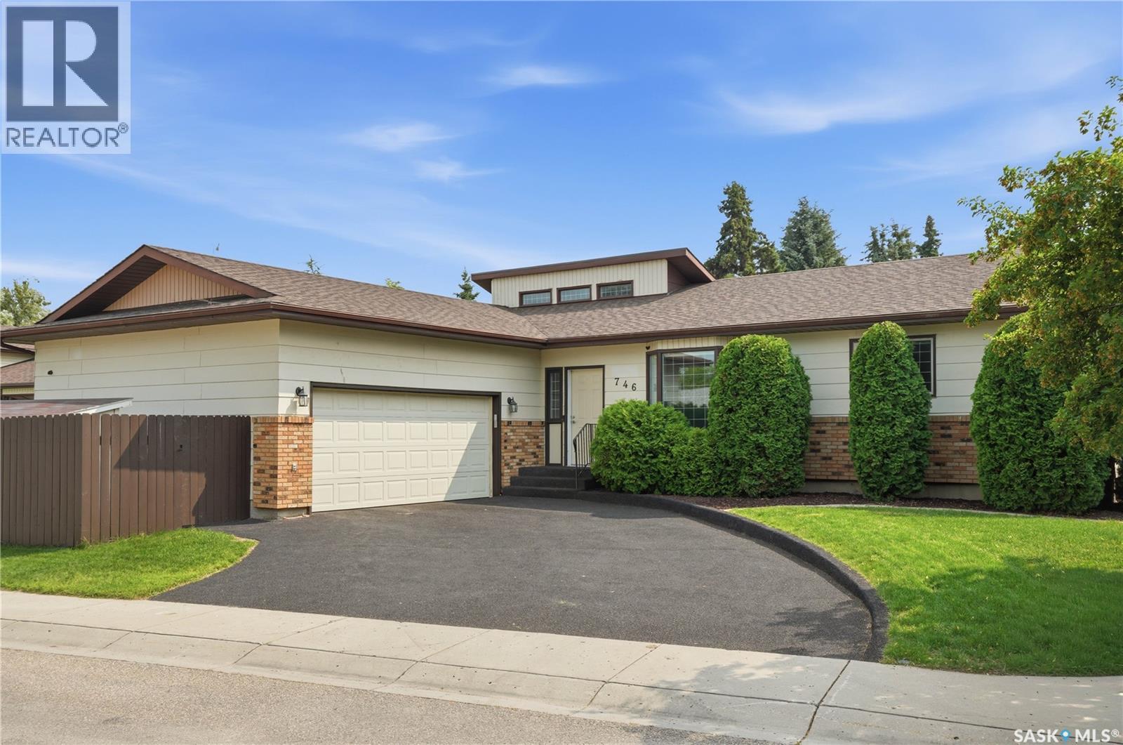 746 Wilkinson WAY, Saskatoon, Saskatchewan